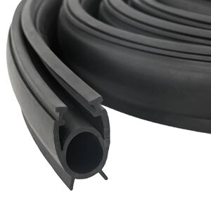 vidaXL Joint de porte de garage Noir 41 x 33 mm 5,5 m PVC