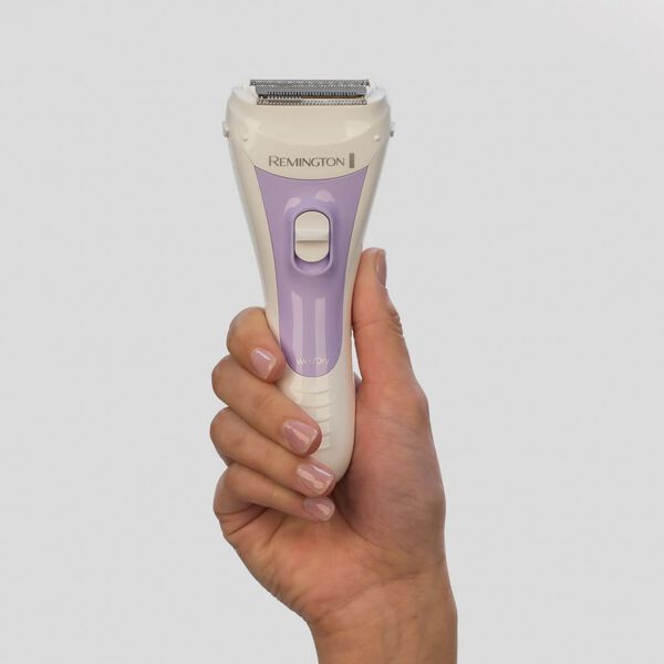 REMINGTON Rasoir f&eacute;minin Smooth & Silky Blanc et violet