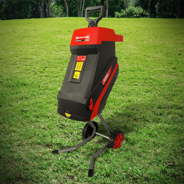 ELEM Garden Technic Broyeur de v&eacute;g&eacute;tation 2400 W