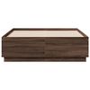 vidaXL Cadre de lit avec LED sans matelas ch&ecirc;ne marron 140x190 cm