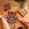 UNIDRAGON Puzzle en bois 700 pcs Lovely Tiger Taille royale 45x56 cm