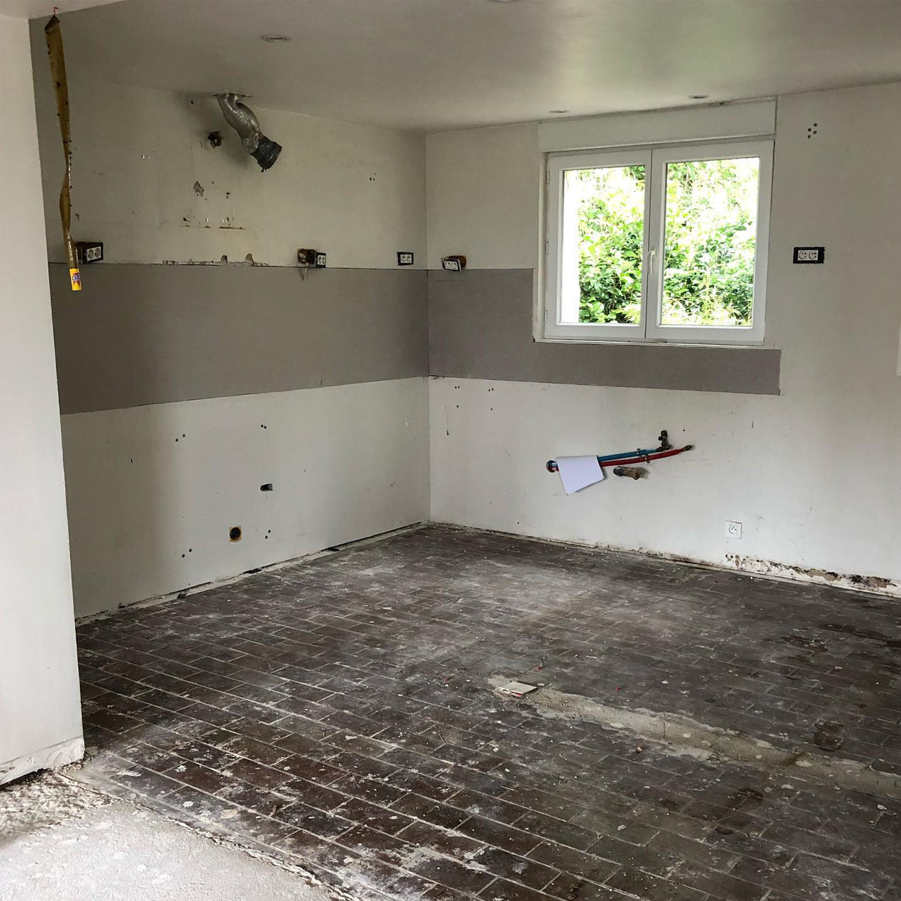 Empty kitchen space in renovation